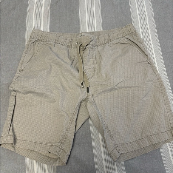 Calvin Klein Shorts Medium - Picture 1 of 3